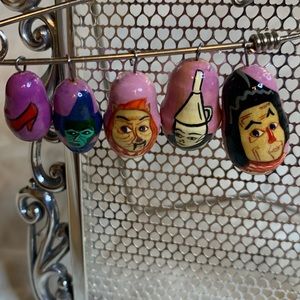 Vintage Maroushka nesting Wizard of Oz doll pin